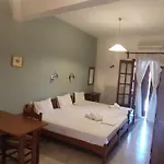 To Limanaki