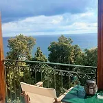 Konukevi To Limanaki