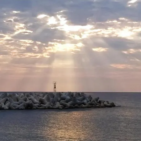το λιμανάκι Πανσιόν Χορευτό