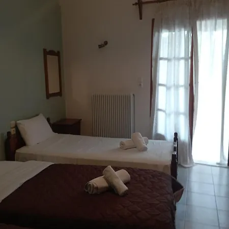 Πανσιόν το λιμανάκι 3*