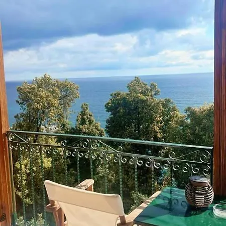 Guest house To Limanaki
