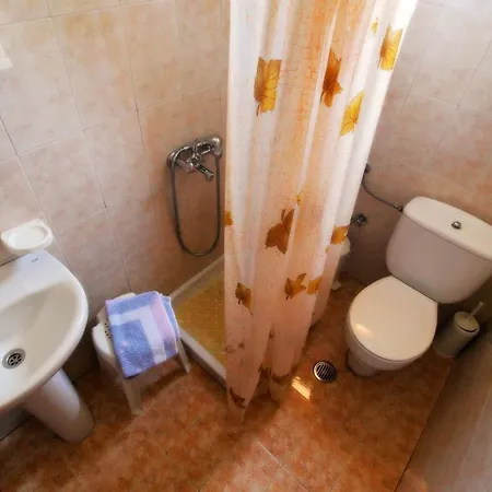 Πανσιόν το λιμανάκι Χορευτό