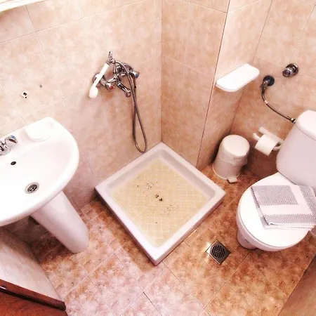 Guest house To Limanaki 3*