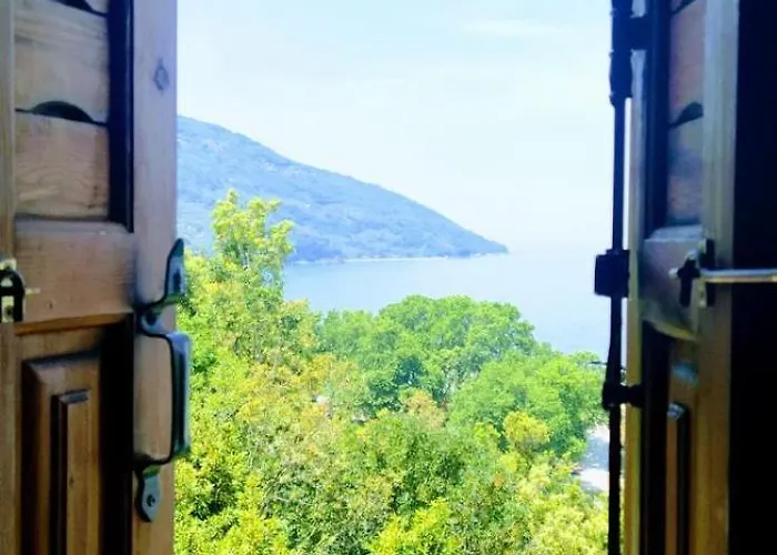 To Limanaki Affittacamere